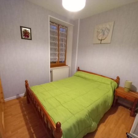 Gite De Sauviat 25 Chemin Du Grand Pacher Le Bourg De Sauviat 63120 Exteriör bild